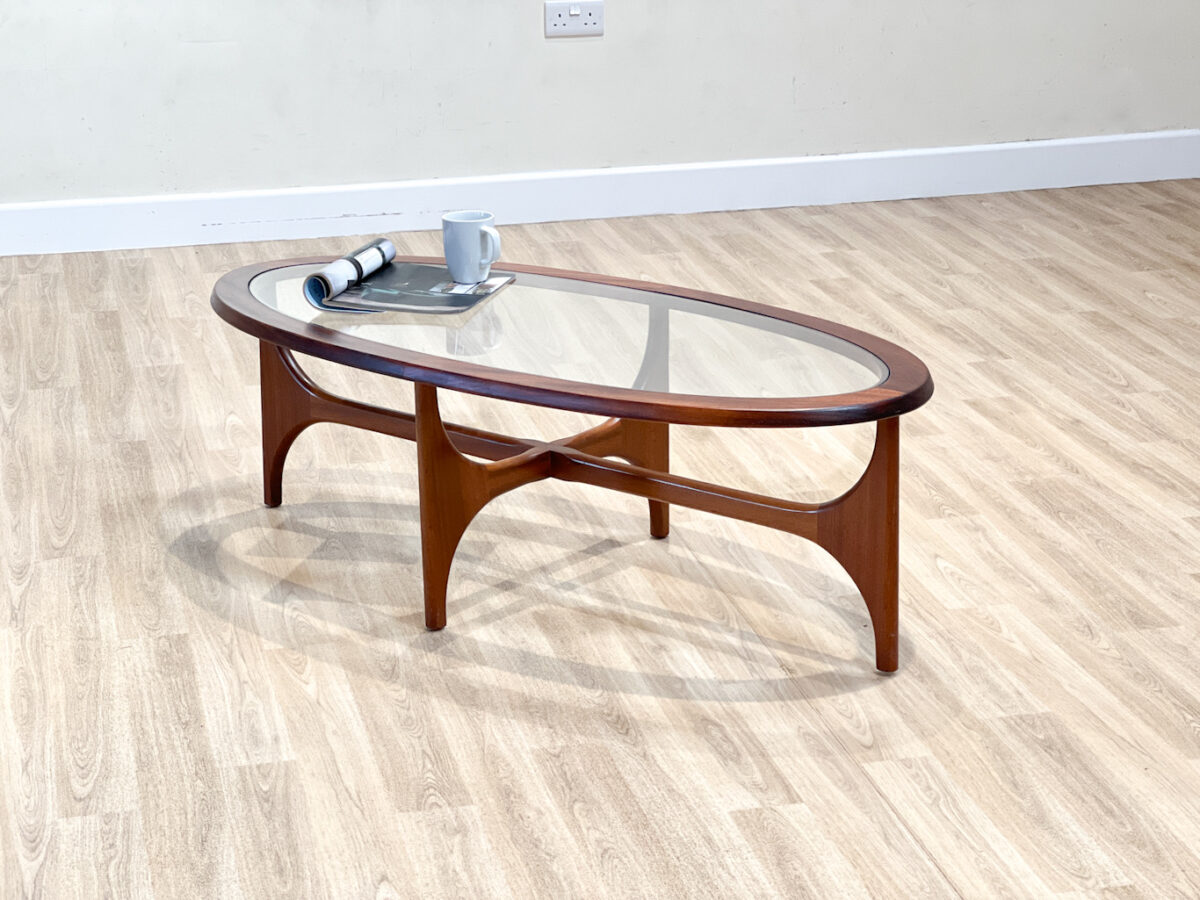 Coffee table (oval shape by Stonehill)
