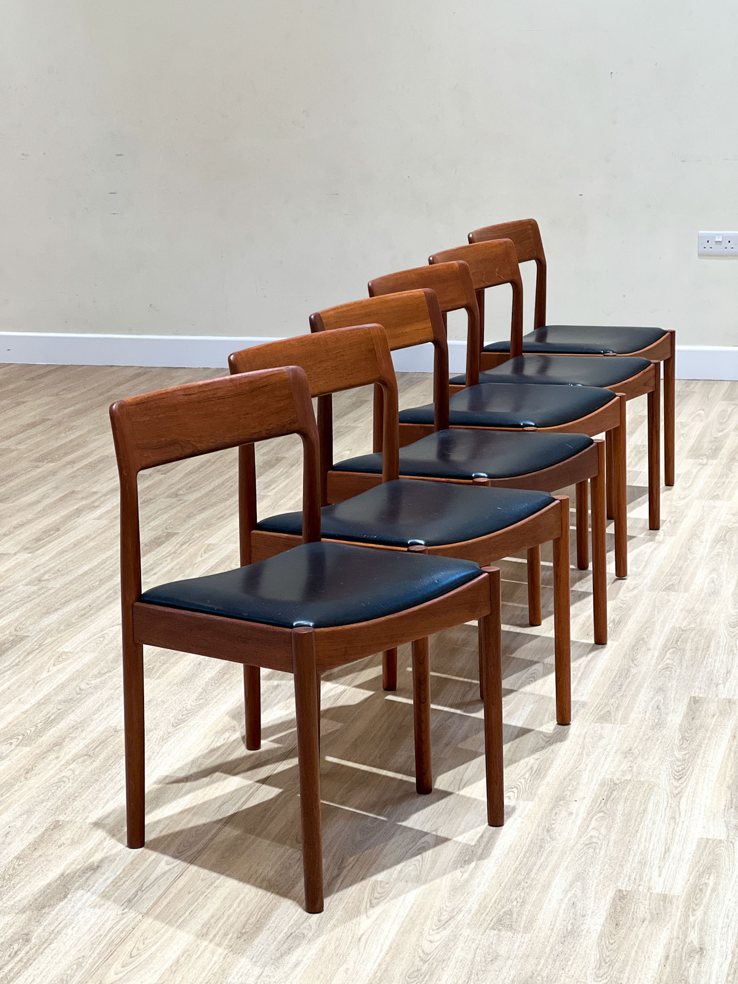 Set Of 6 Chairs By Johannes Nørgaard For Nørgaards Møbelfabrik - Image 8
