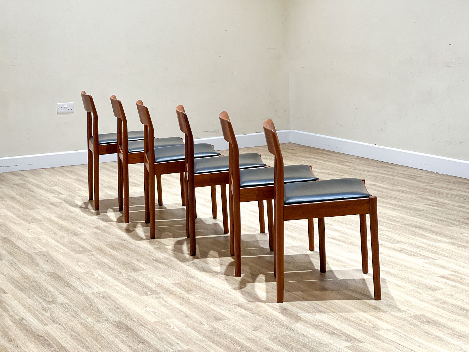 Set Of 6 Chairs By Johannes Nørgaard For Nørgaards Møbelfabrik - Image 7