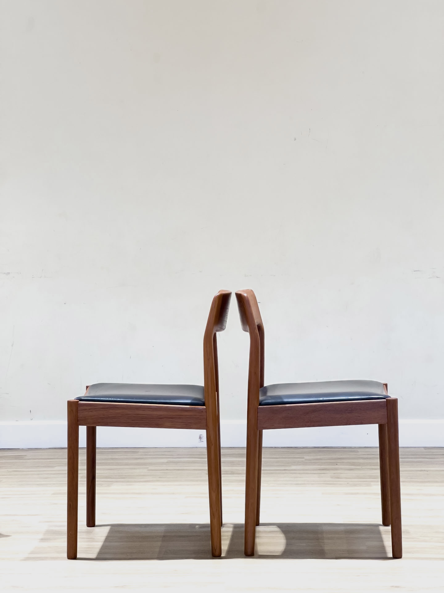 Set Of 6 Chairs By Johannes Nørgaard For Nørgaards Møbelfabrik - Image 2
